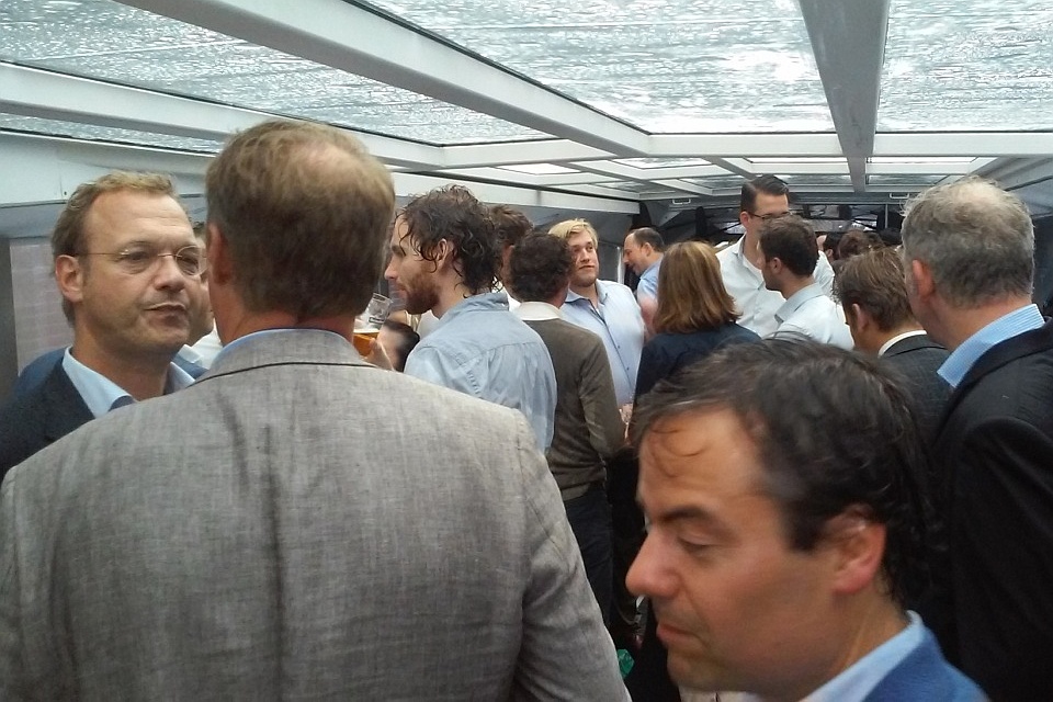 Advocatenborrel op de Amsterdamse grachten