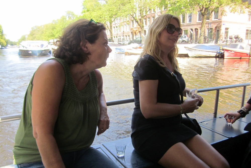 Feestje op boot vieren met Rondvaart Amsterdam 
